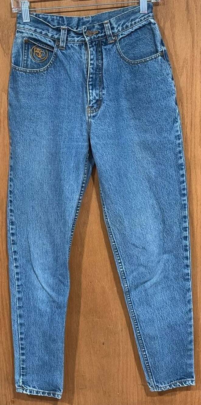 Vintage Paris Sport Club High Rise Tapered Mom Jeans Size 8 Light Wash